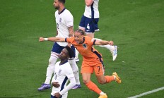 开云体育直播-斯科尔斯在比赛中凭借进球扳平比分