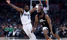 开云官方app入口-湖南湘涛意外逆袭，反超比分取得胜利