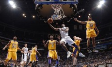 开云体育视频直播-森林狼战术压制吉林队，哈登西决生死战接管比赛，双线战场的统治力叙事