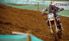 开云体育平台APP-当碾压遇见点燃，一场比赛，两种光芒