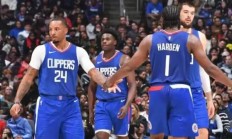 开云体育视频直播-包含NBA季后赛首轮比赛即将开始的词条