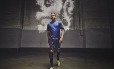 开云体育登录-独行者的战舞，2026世界杯，卢卡库以王之姿态，率塞尔维亚碾压波兰的宿命之役