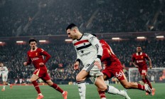 开云官方app入口-包含罗马前锋连入两球，成为全场焦点的词条