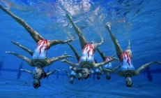 开云体育平台APP-德甲争冠夜战火燃，西亚卡姆进攻狂潮无人可挡—跨界竞技场上的王者启示