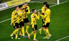 开云平台-包含欧冠赛场上一场关键对决引人注目的词条