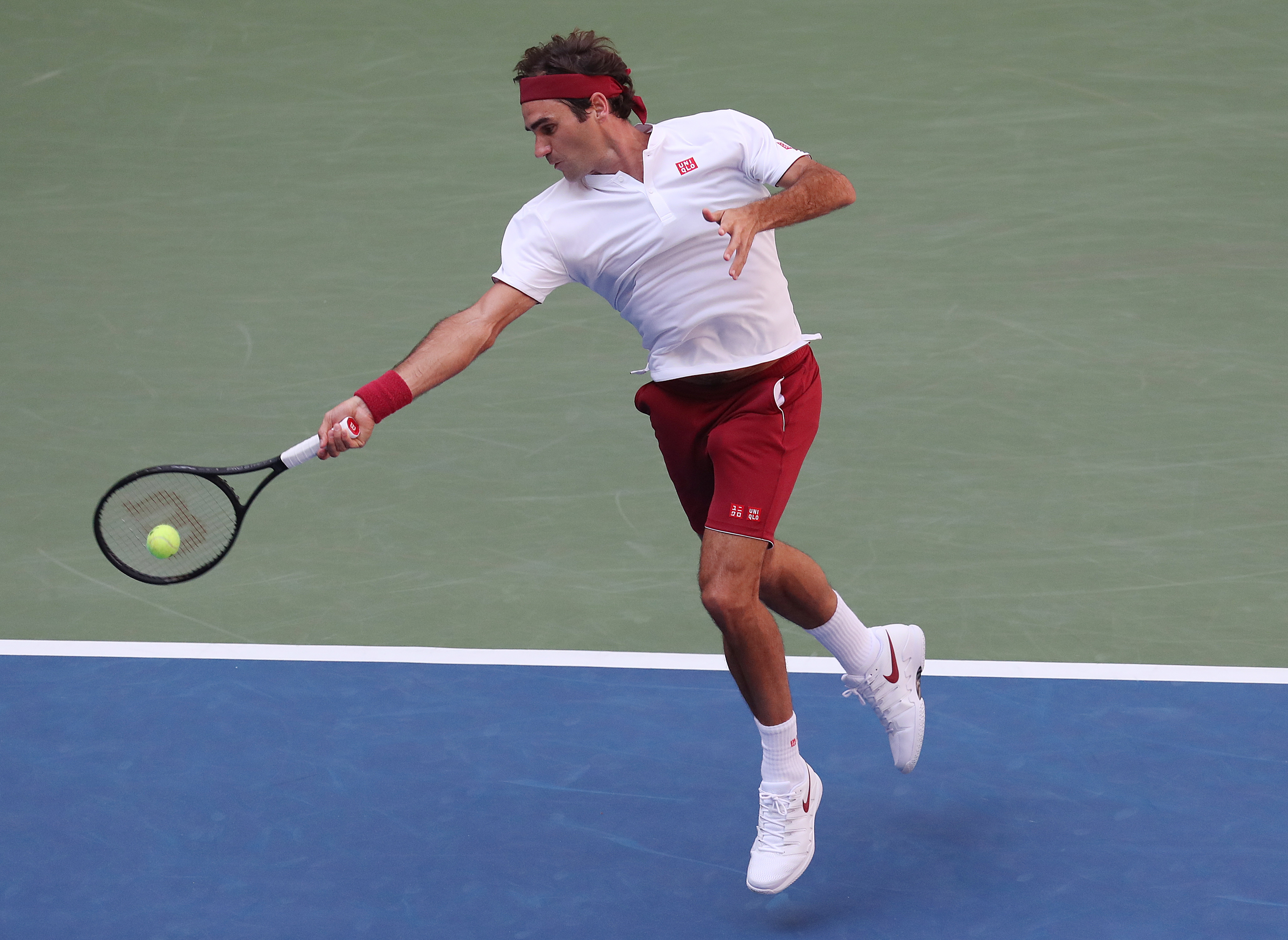 关于欧洲网球队绝杀美国网球队,费德勒统治全场的信息 关于欧洲网球队绝杀美国网球队,费德勒统治全场的信息