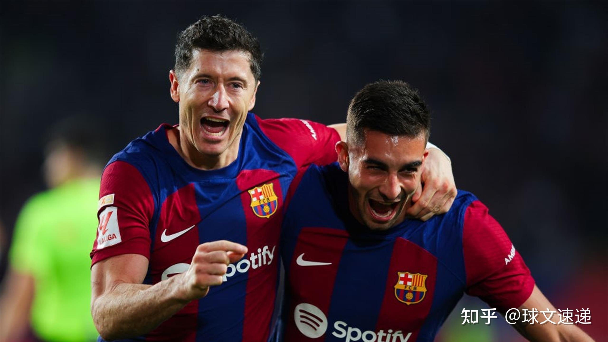 包含罗马前锋连入两球,成为全场焦点的词条 包含罗马前锋连入两球,成为全场焦点的词条