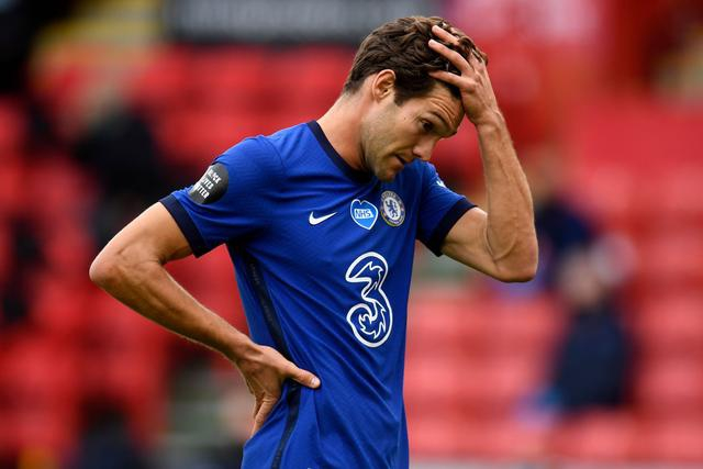 切尔西防线缺陷暴露,球迷担忧的简单介绍 切尔西防线缺陷暴露,球迷担忧的简单介绍