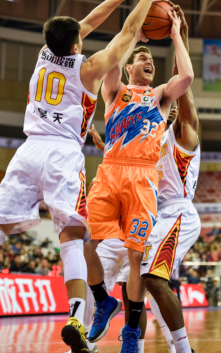 辽宁队险胜天津队，布伦森扛起全队的简单介绍