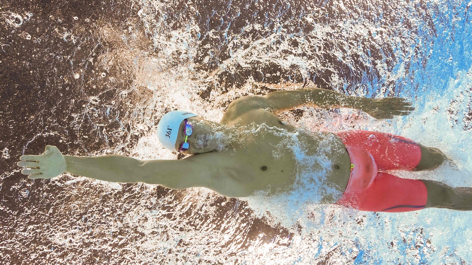 北欧风暴难撼伊比利亚铁壁，布鲁诺统治之夜，西班牙鏖战定江山