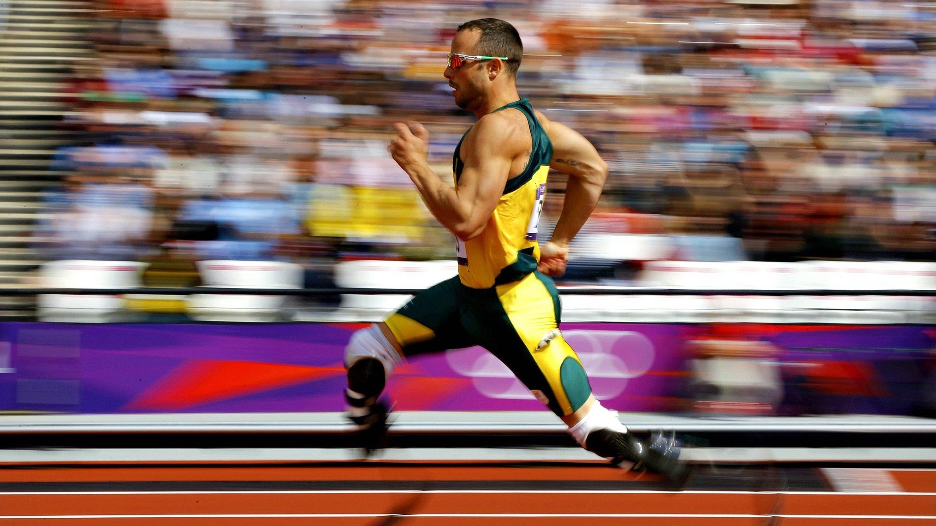 威廉姆斯鏖战哈斯车队，阿隆索关键制胜